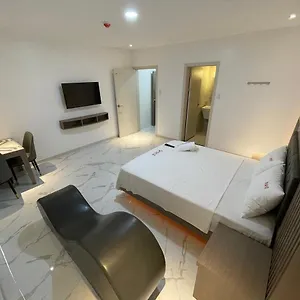  Hotel Reddoorz @ Maganda Drive In Pampanga
